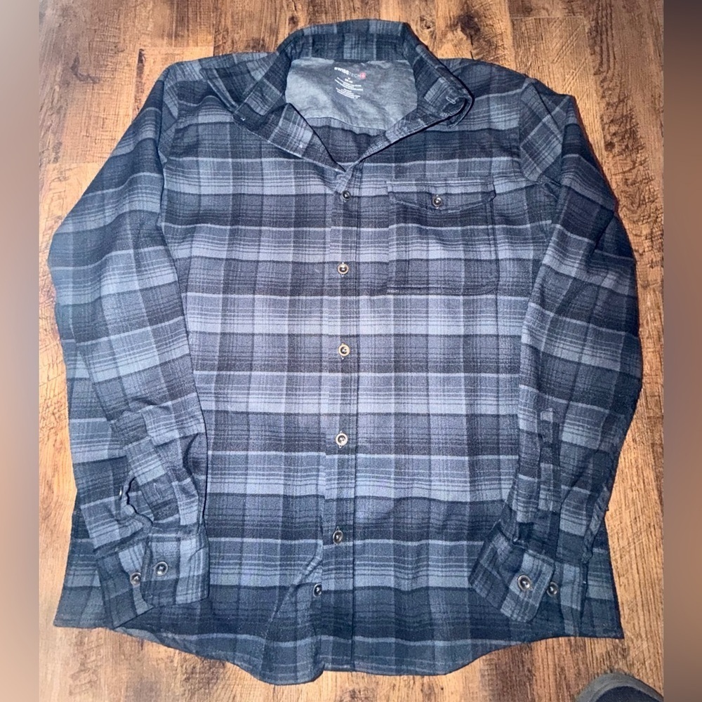 Swiss Tech Men's Dark grey and black Checkered Shirt